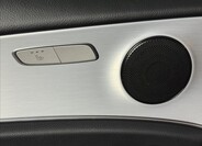 Mercedes-Benz Třídy E 27