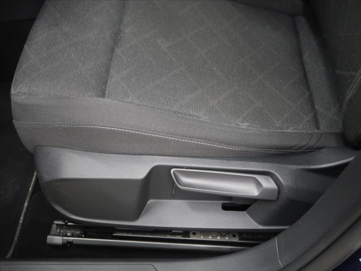 Volkswagen Golf Kombi 1,5 l 96 kw