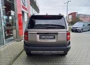 Toyota Land Cruiser 5