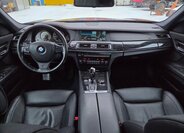 BMW Řada 7 Sedan / Limuzína 4,4 l 300 kw