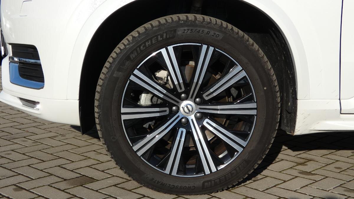 Volvo XC90 SUV / Terénní 2,0 l 173 kw