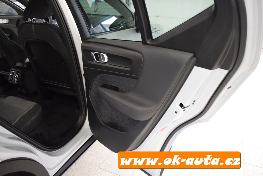 Volvo XC40 SUV 0,0 120 kw