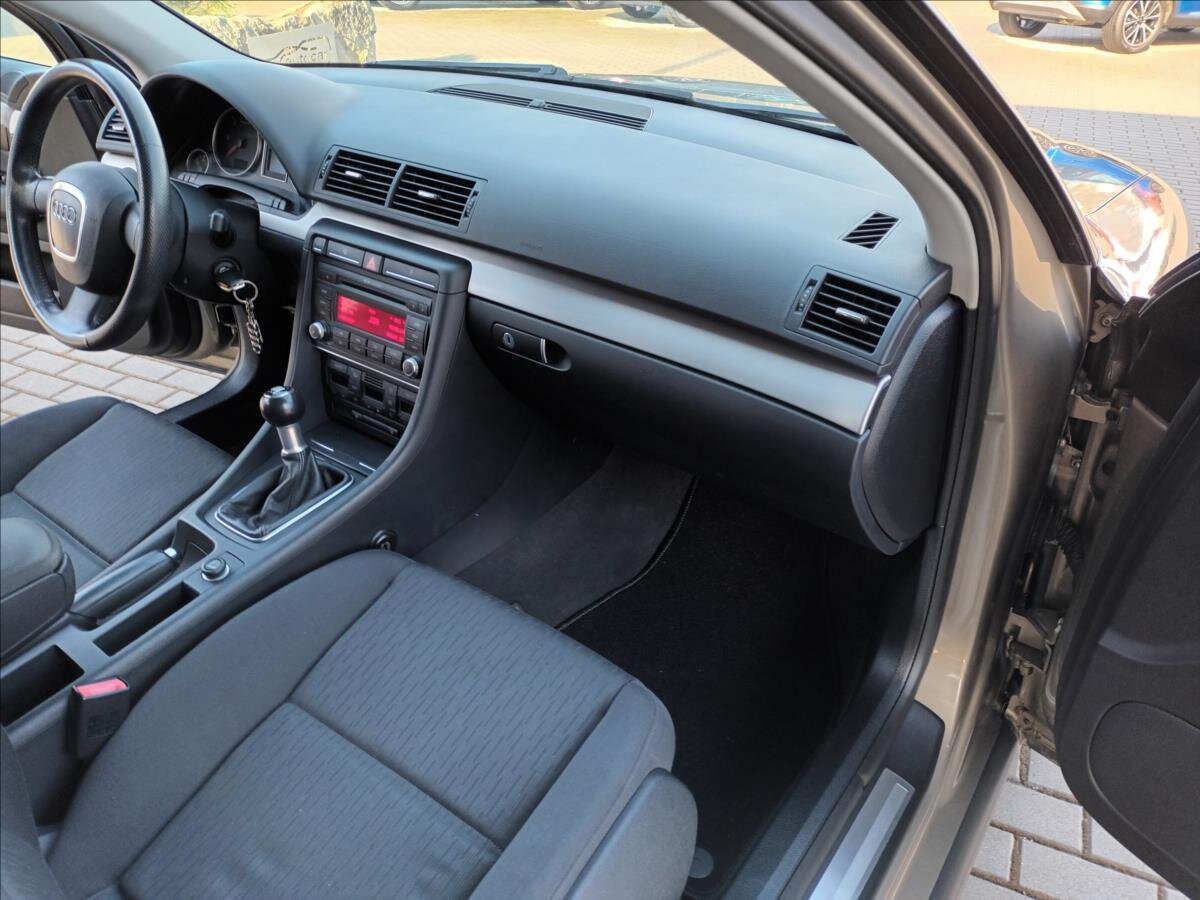 Audi A4 Sedan / Limuzína 1,9 l 85 kw
