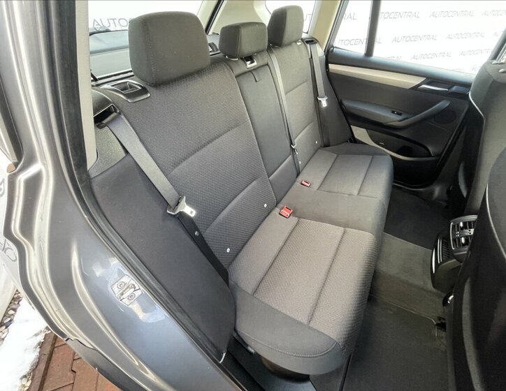 BMW X3 SUV / Terénní 2,0 l 135 kw