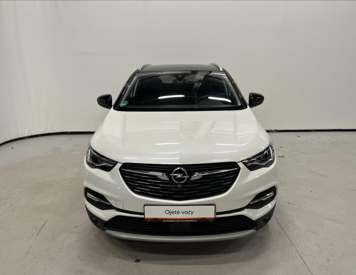 Opel Grandland X SUV / Terénní 1,2 l 96 kw