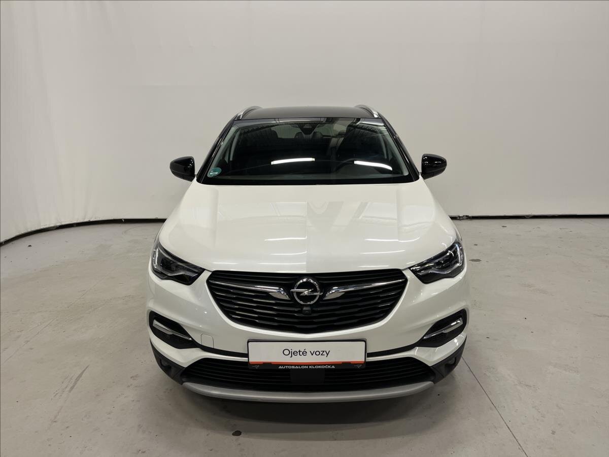 Opel Grandland X SUV / Terénní 1,2 l 96 kw