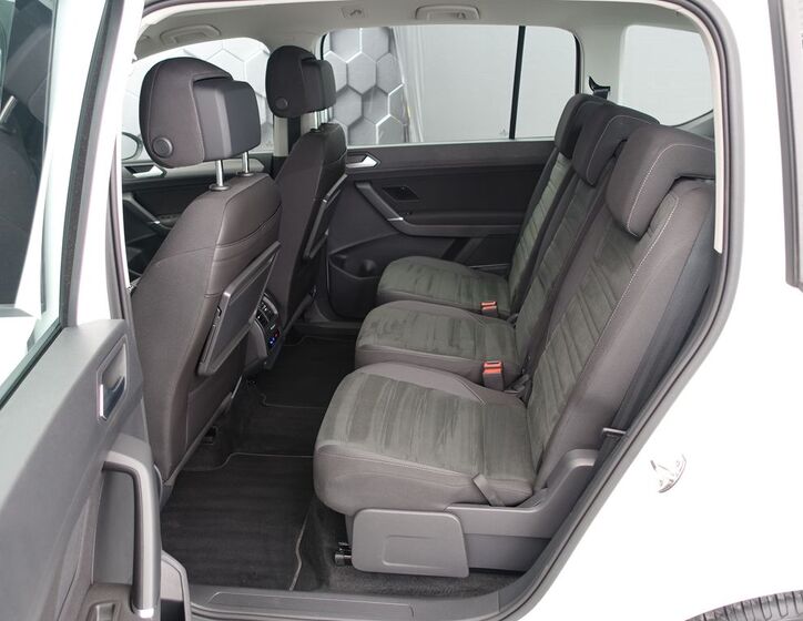 Volkswagen Touran 30