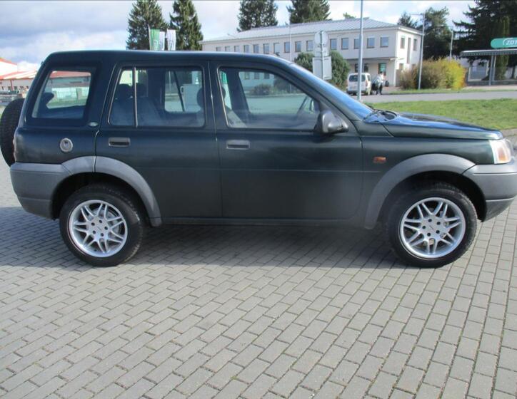 Land Rover Freelander 5