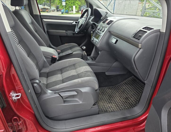 Volkswagen Touran Kombi 2,0 l 80 kw