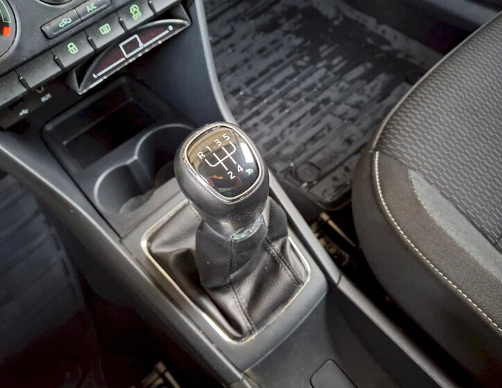 Škoda Rapid Hatchback 1,2 l 66 kw