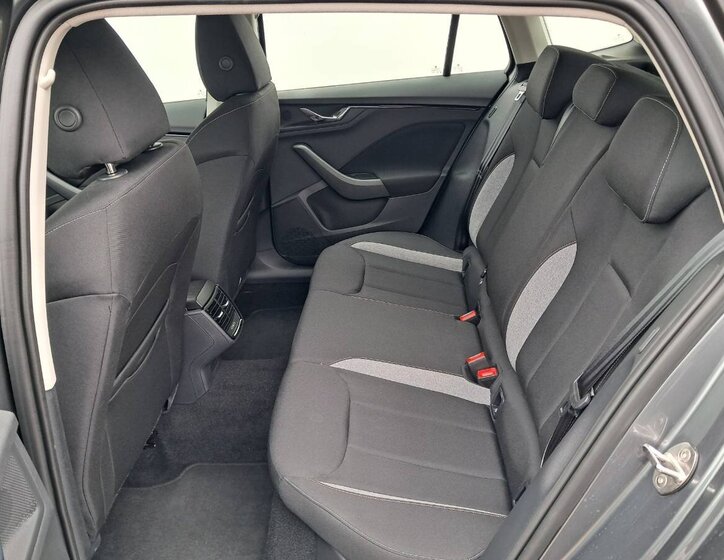 Škoda Scala Hatchback 999,0 85 kw