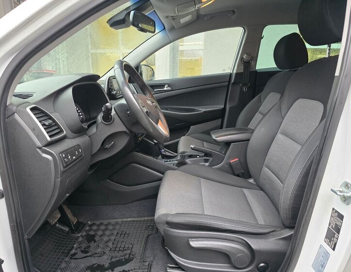 Hyundai Tucson SUV 1,6 l 100 kw