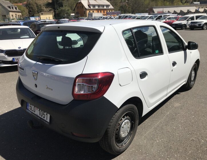 Dacia Sandero Hatchback 1,1 l 54 kw
