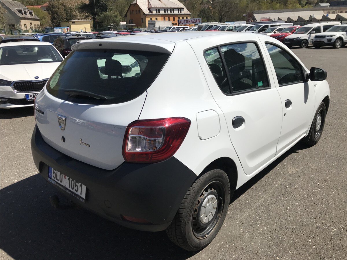 Dacia Sandero Hatchback 1,1 l 54 kw