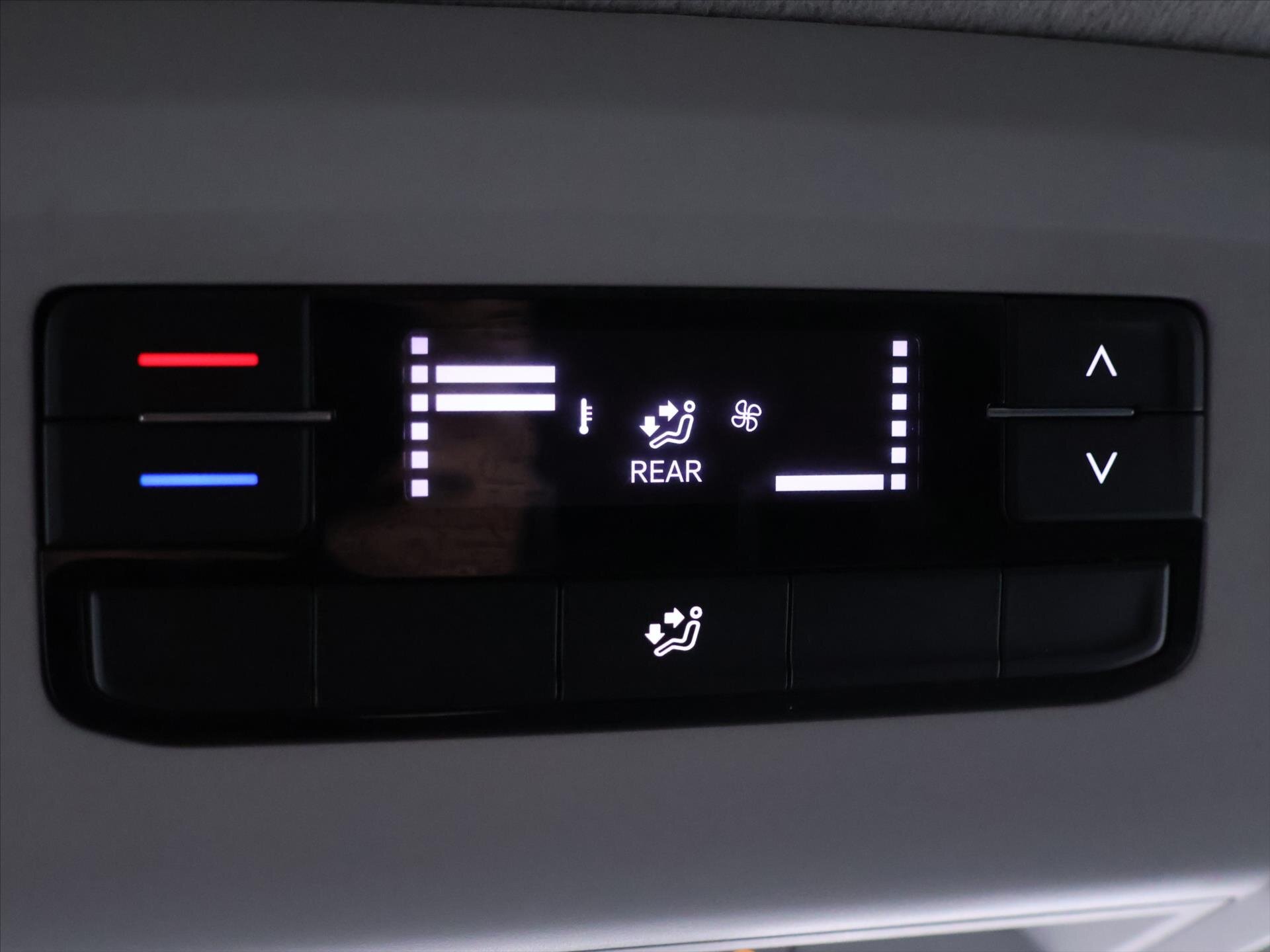 Volkswagen Transporter Kombi 2,0 l 110 kw