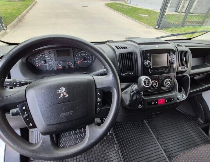 Peugeot Boxer Skříň 2,2 l 103 kw