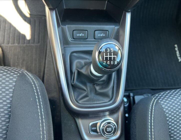 Suzuki Vitara SUV 1,4 l 95 kw