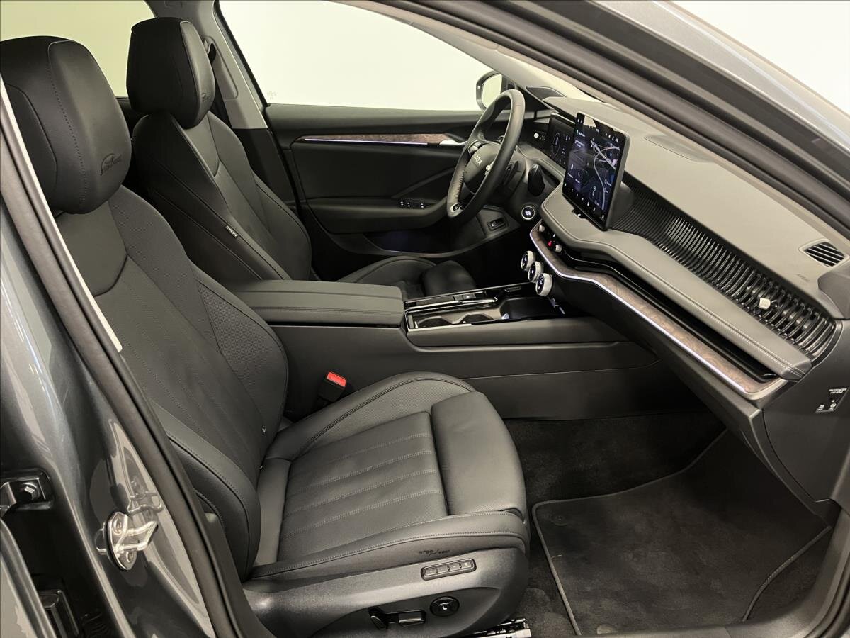 Škoda Superb Kombi 2,0 l 110 kw