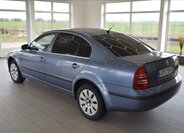 Škoda Superb Sedan / Limuzína 2,8 l 142 kw