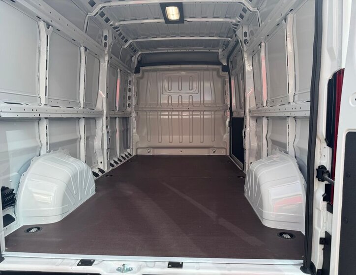 Toyota Proace Max Skříň 2,2 l 130 kw