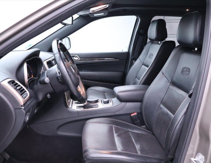 Jeep Grand Cherokee SUV / Terénní 3,0 l 184 kw