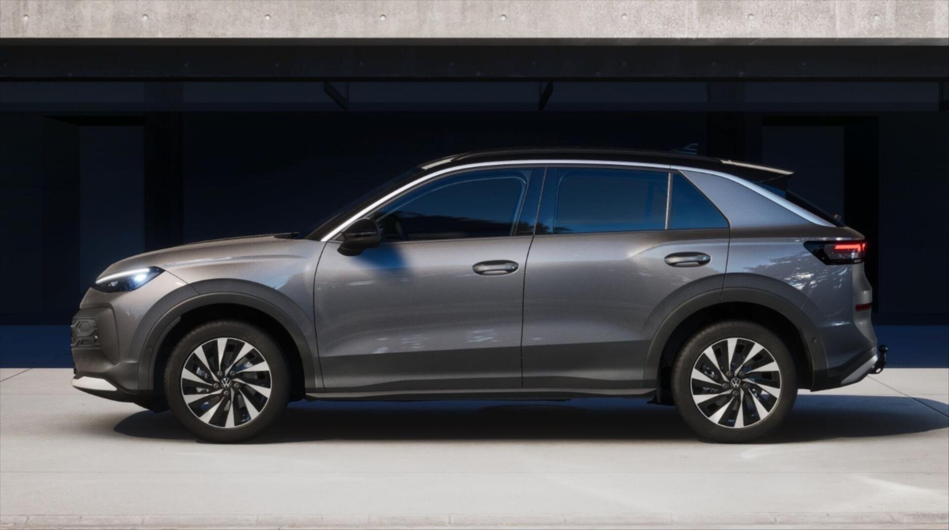 Volkswagen T-Roc SUV / Terénní 1,5 l 85 kw