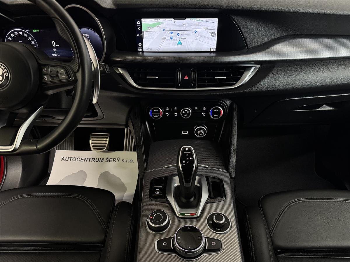 Alfa Romeo Stelvio SUV / Terénní 2,1 l 154 kw