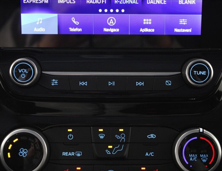 Ford Tourneo Custom MPV 2,0 l 125 kw