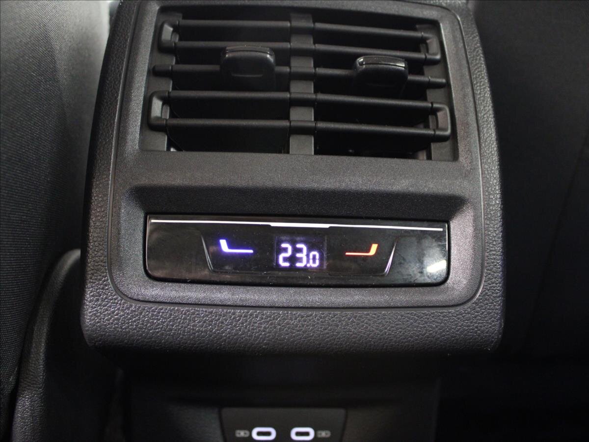 Volkswagen Golf Kombi 1,5 l 110 kw