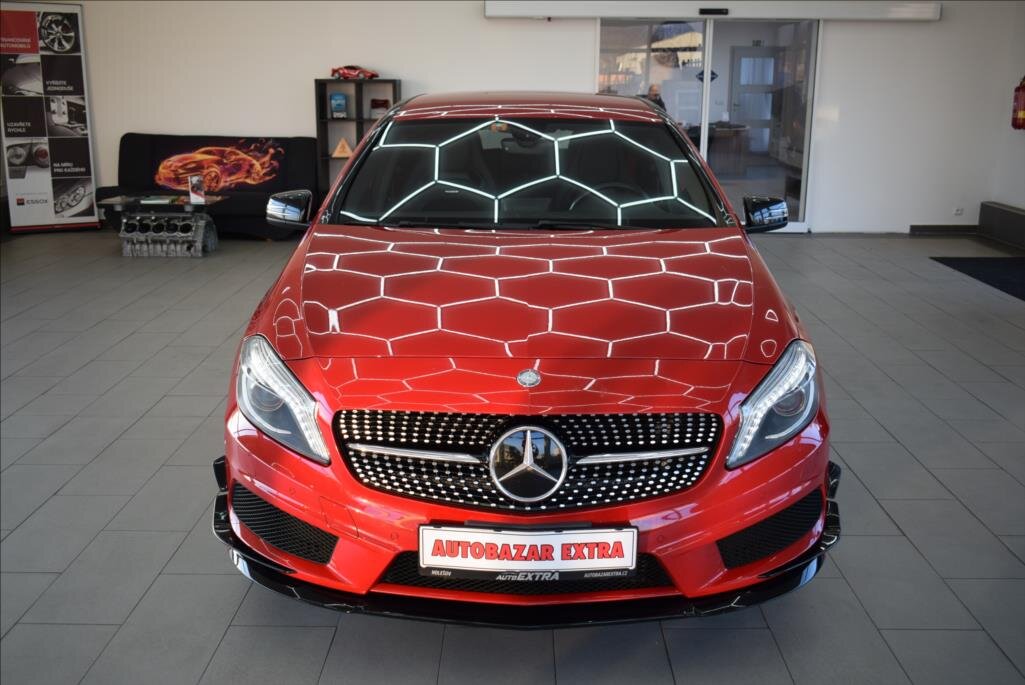 Mercedes-Benz Třídy A Hatchback 2,0 l 155 kw