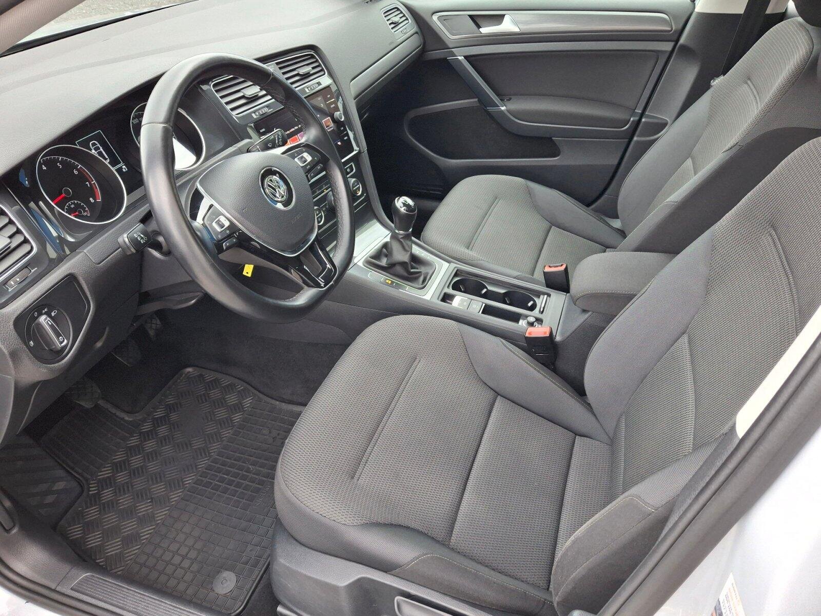 Volkswagen Golf Hatchback 1,5 l 96 kw