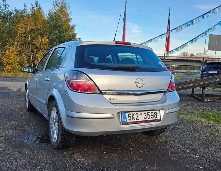 Opel Astra 5