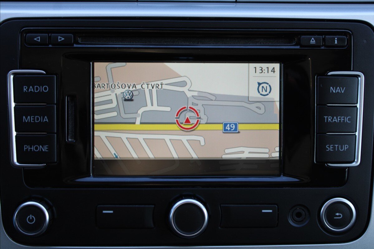 Volkswagen Passat Kombi 1,6 l 77 kw