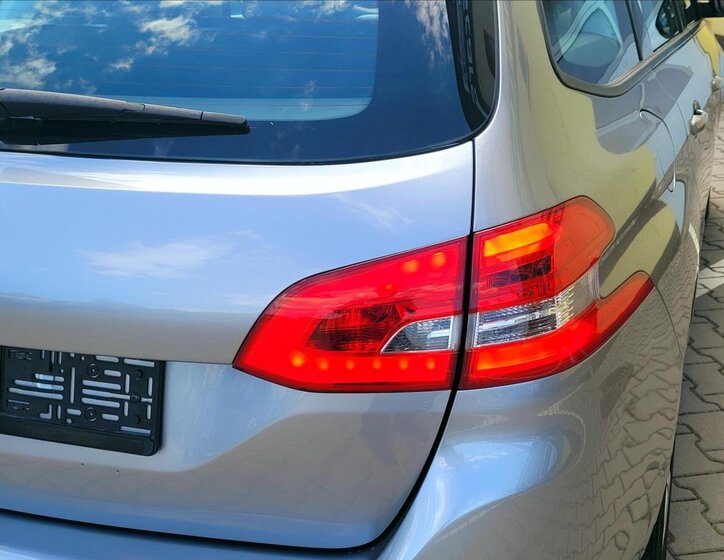 Peugeot 308 Kombi 1,2 l 96 kw