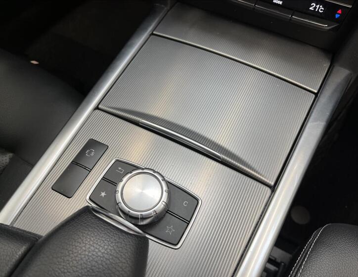 Mercedes-Benz Třídy E 19