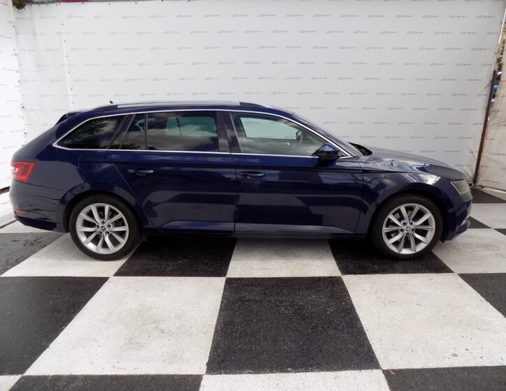 Škoda Superb 6