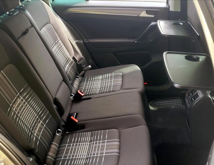 Volkswagen Golf Sportsvan MPV 1,2 l 81 kw