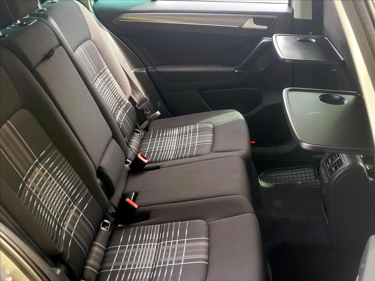 Volkswagen Golf Sportsvan MPV 1,2 l 81 kw