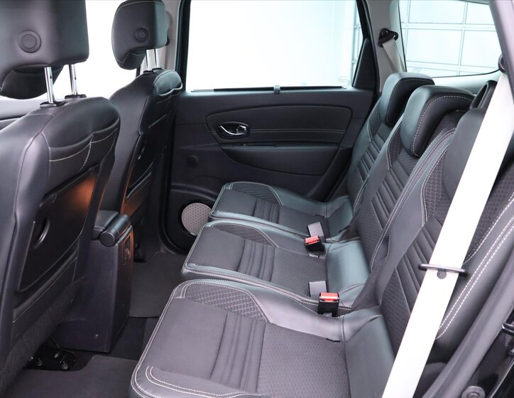 Renault Grand Scénic 16