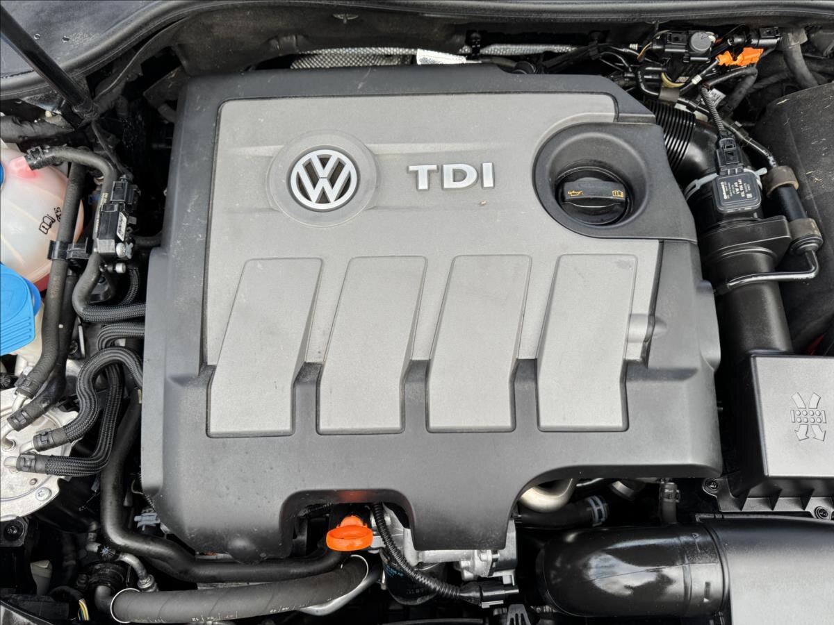 Volkswagen Golf Hatchback 1,6 l 77 kw