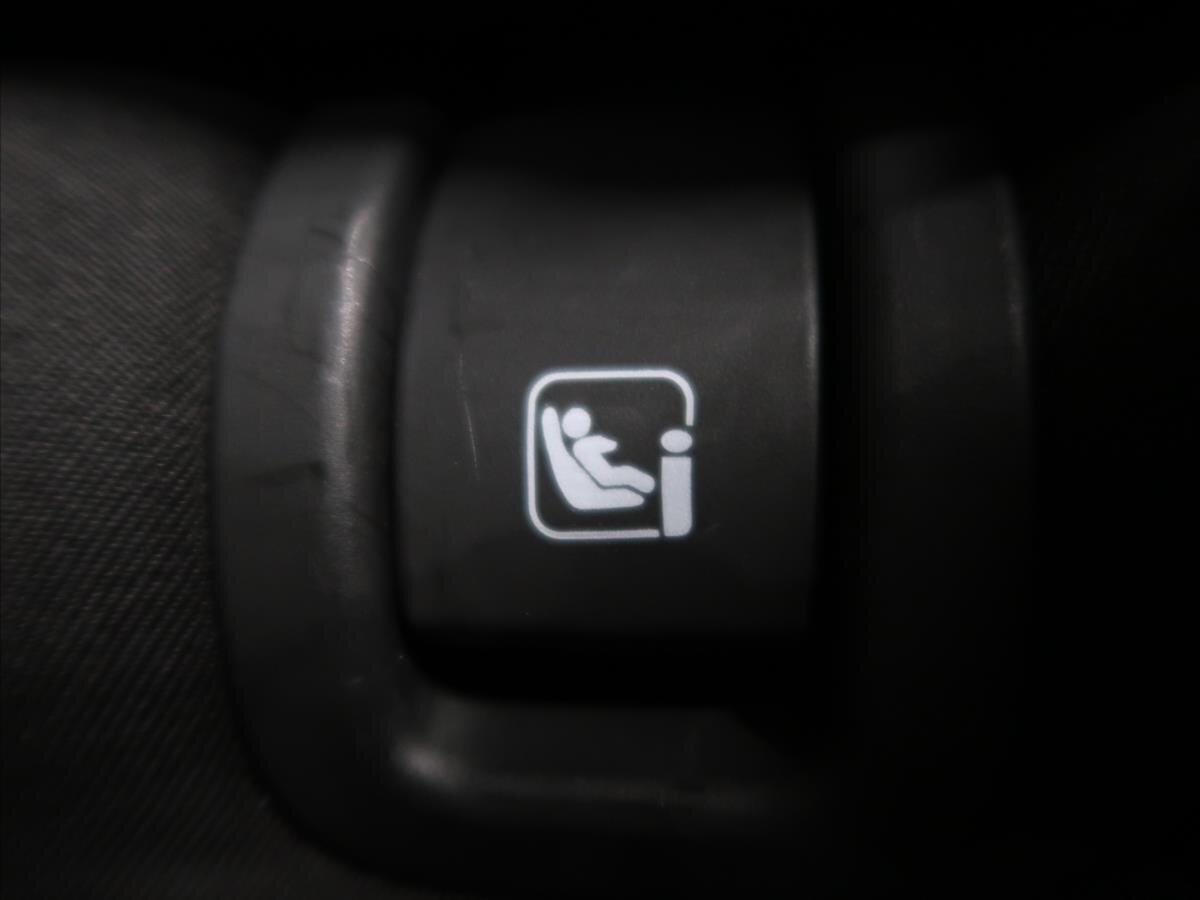 Škoda Octavia Sedan / Limuzína 1,5 l 110 kw