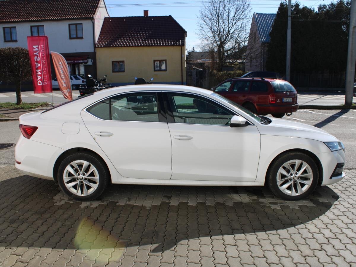 Škoda Octavia Sedan / Limuzína 1,5 l 110 kw