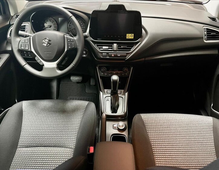 Suzuki S-Cross SUV / Terénní 1,4 l 81 kw
