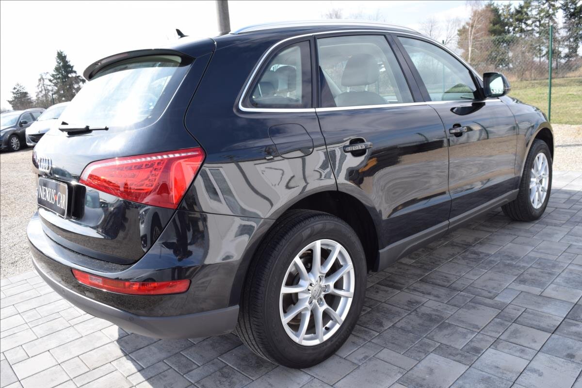 Audi Q5 SUV / Terénní 2,0 l 105 kw