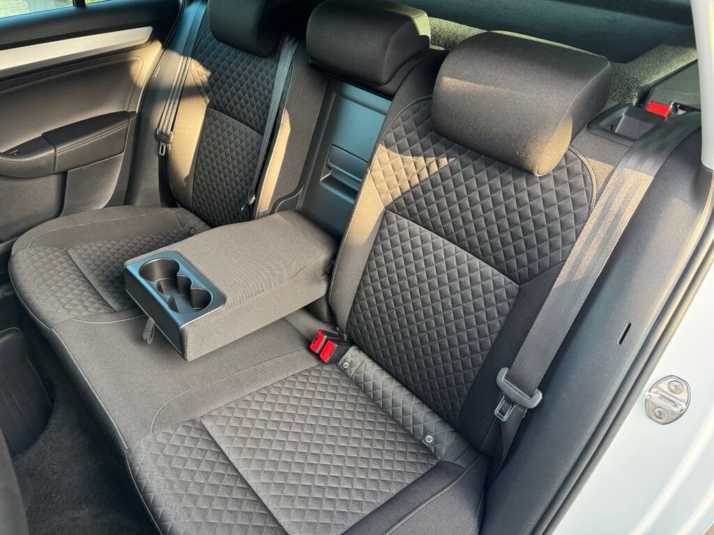 Škoda Rapid Hatchback 999,0 81 kw