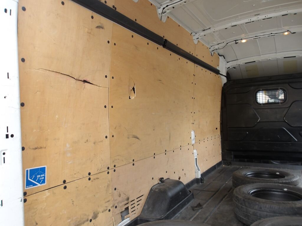 Ford Transit Skříň 2,2 l 114 kw