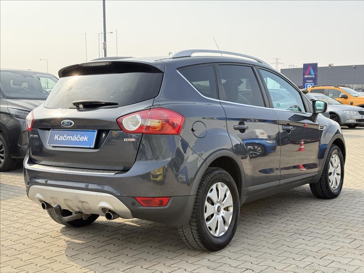 Ford Kuga SUV / Terénní 2,0 l 100 kw