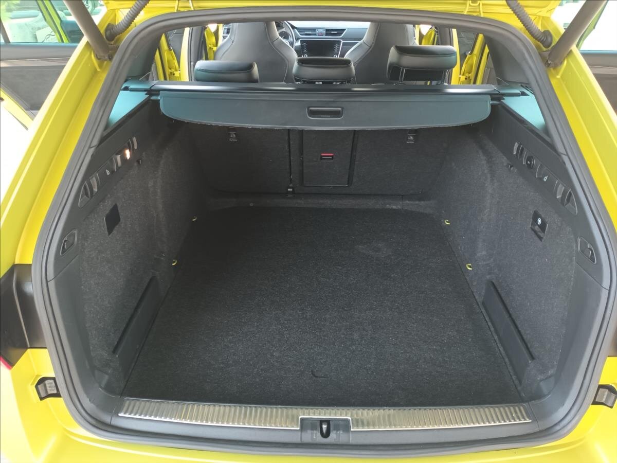 Škoda Superb Kombi 2,0 l 140 kw