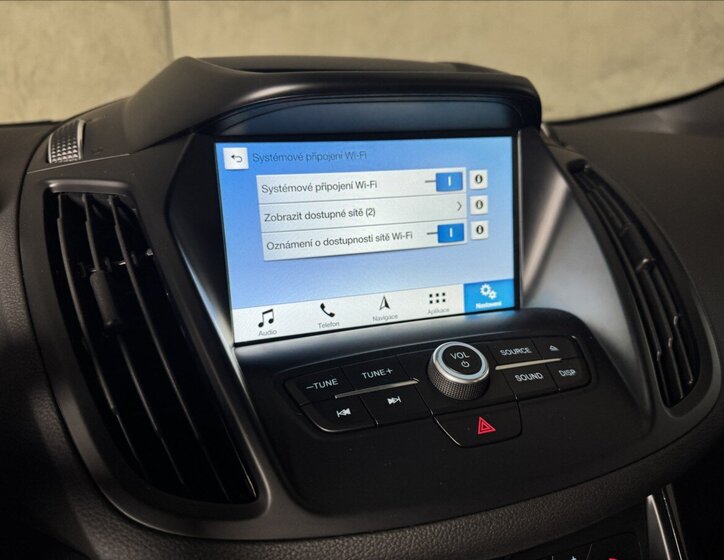 Ford Kuga SUV 2,0 l 178 kw