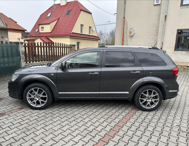 Fiat Freemont SUV / Terénní 2,0 l 125 kw